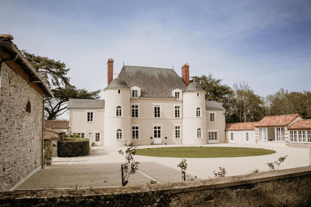 Domaine De La Mazure Bed and Breakfast La Chapelle-Basse-Mer Buitenkant foto